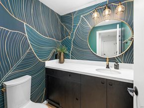 7049 Park Mesa Way 90, San Diego CA 92111