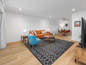 7049 Park Mesa Way 90, San Diego CA 92111