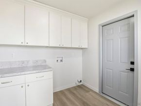 8702 Glenhaven St, San Diego CA 92123