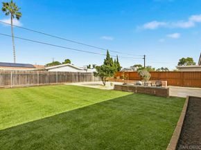 8702 Glenhaven St, San Diego CA 92123