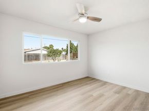 8702 Glenhaven St, San Diego CA 92123