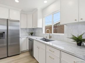 8702 Glenhaven St, San Diego CA 92123