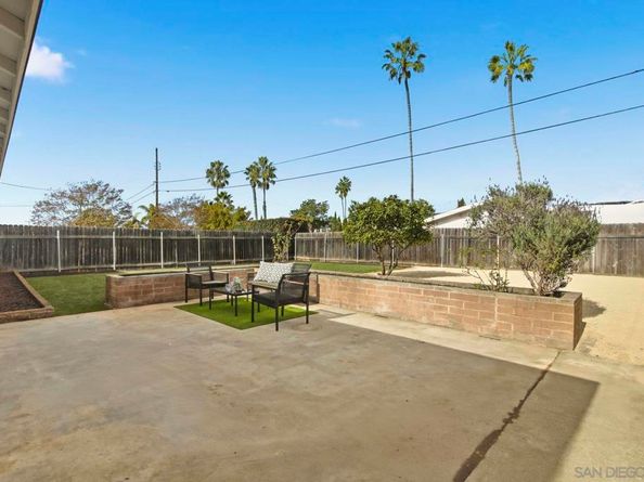 8702 Glenhaven St, San Diego CA 92123