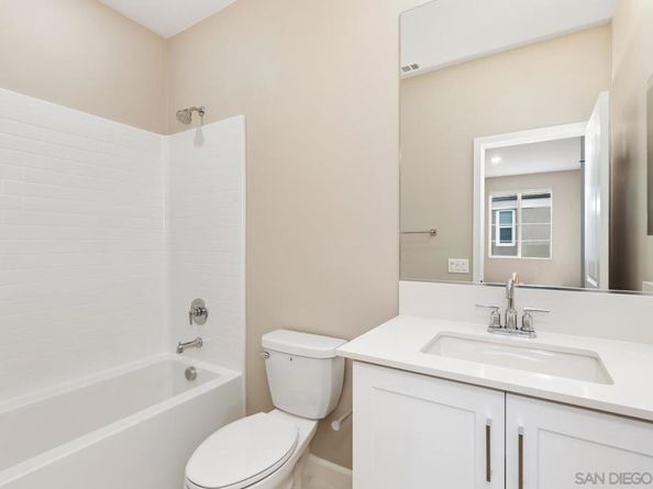 1227 Sunrise Vw 105, San Marcos CA 92078