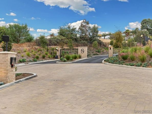 1227 Sunrise Vw 105, San Marcos CA 92078