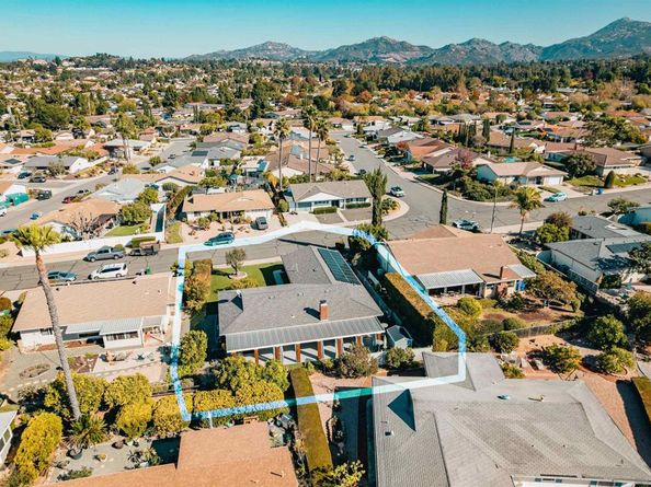 16482 Roca Dr, San Diego CA 92128