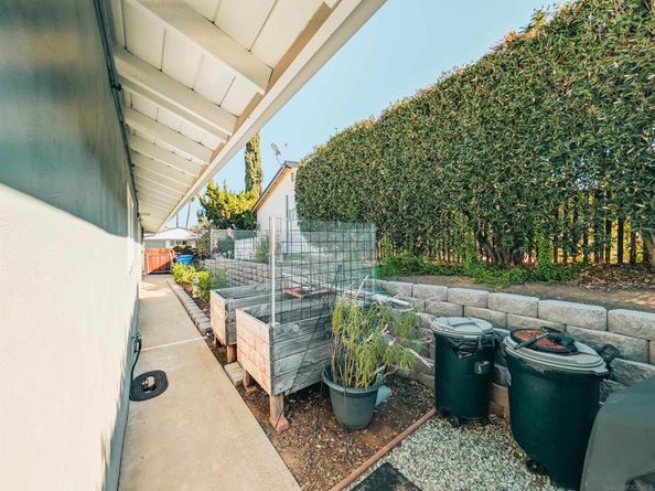 16482 Roca Dr, San Diego CA 92128