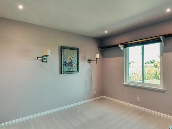 16482 Roca Dr, San Diego CA 92128