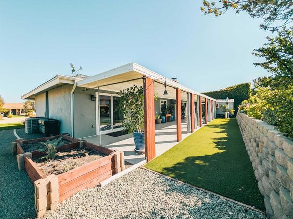 16482 Roca Dr, San Diego CA 92128