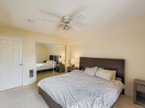 8889 Caminito Plaza Centro 7327, San Diego CA 92122