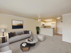 8889 Caminito Plaza Centro 7327, San Diego CA 92122