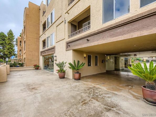 8889 Caminito Plaza Centro 7327, San Diego CA 92122