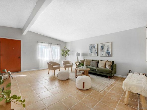 431 Del Mar ct, Chula Vista CA 91910