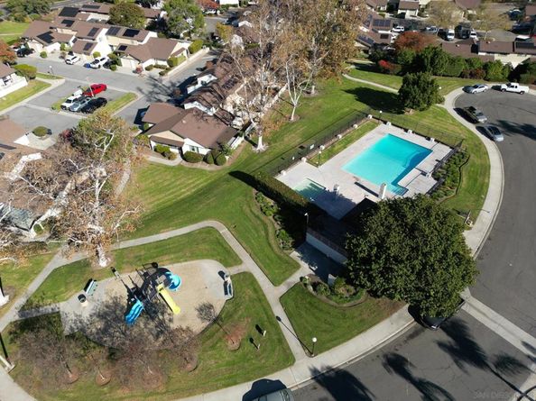 2142 Ridgeview Pl, Escondido CA 92026