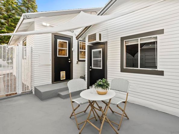 2730 Monroe Ave, San Diego CA 92116