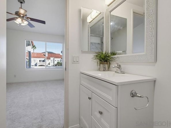 9458 Twin Trails Dr 205, San Diego CA 92129