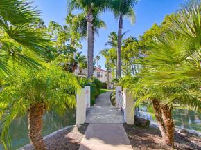 9458 Twin Trails Dr 205, San Diego CA 92129