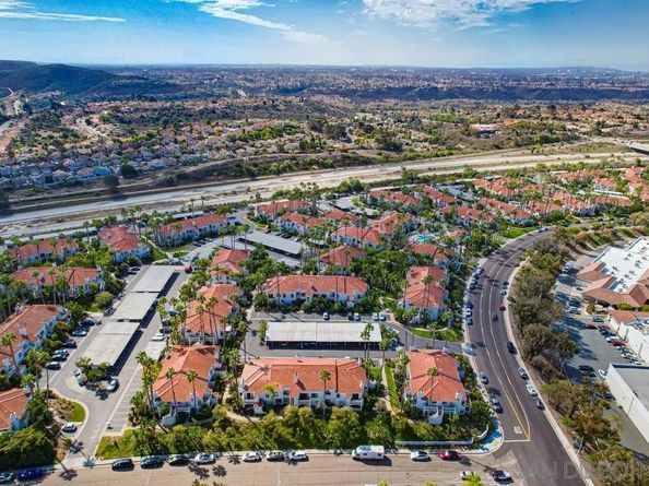 9458 Twin Trails Dr 205, San Diego CA 92129