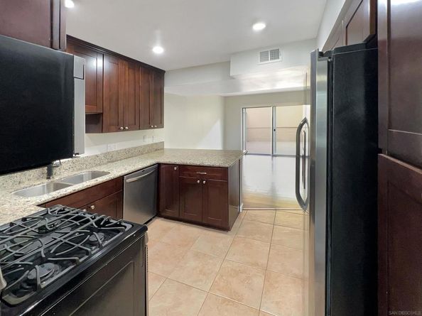 10447 Caminito Banyon, San Diego CA 92131