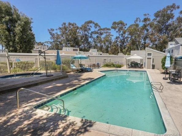 10447 Caminito Banyon, San Diego CA 92131