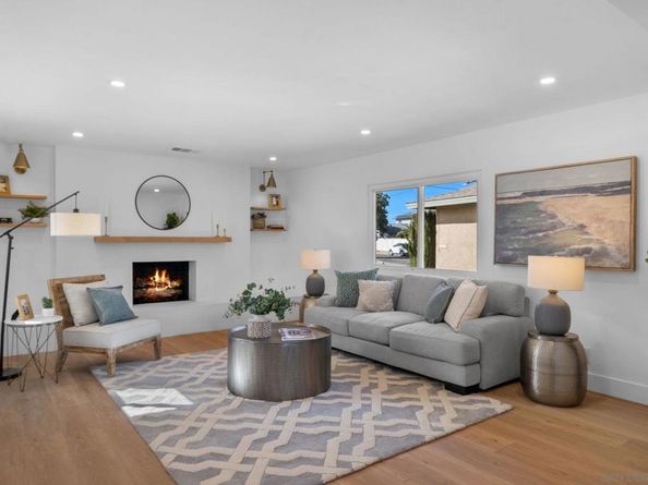 5377 Limerick Ave, San Diego CA 92117