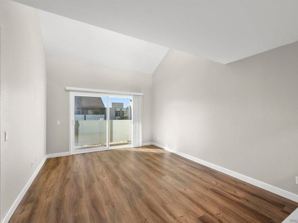 8036 Linda Vista Road 2P, San Diego CA 92111