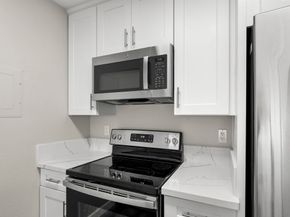 8036 Linda Vista Road 2P, San Diego CA 92111
