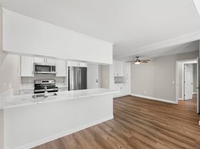 8036 Linda Vista Road 2P, San Diego CA 92111