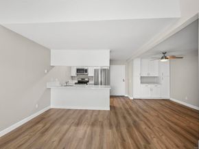 8036 Linda Vista Road 2P, San Diego CA 92111