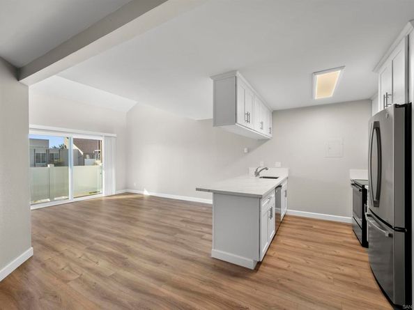 8036 Linda Vista Road 2P, San Diego CA 92111