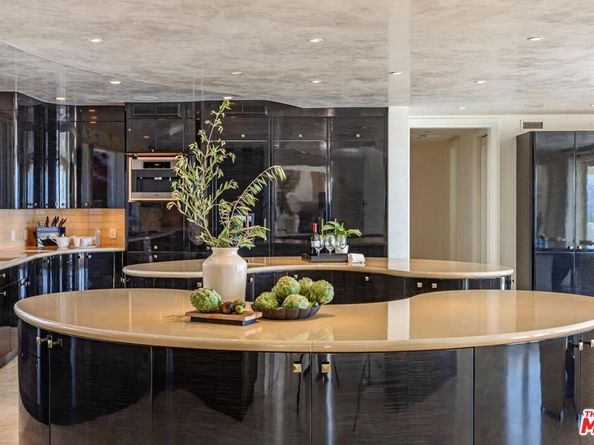 6051 Philip Avenue, Malibu CA 90265