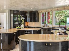 6051 Philip Avenue, Malibu CA 90265