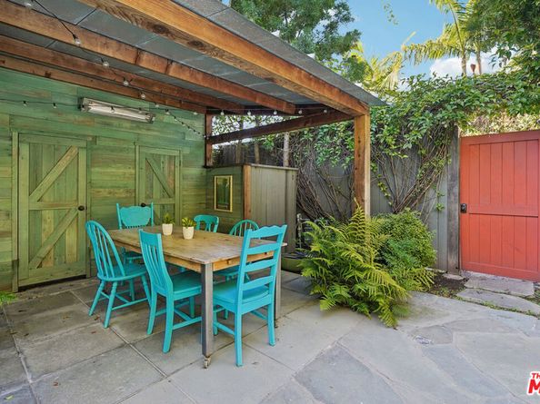 813 Crestmoore Place, Venice CA 90291