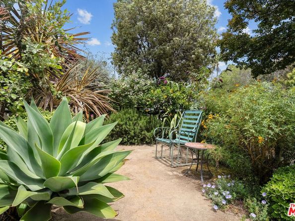 813 Crestmoore Place, Venice CA 90291