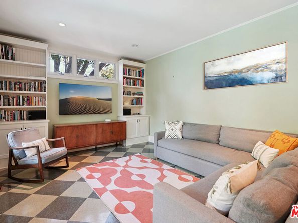 813 Crestmoore Place, Venice CA 90291