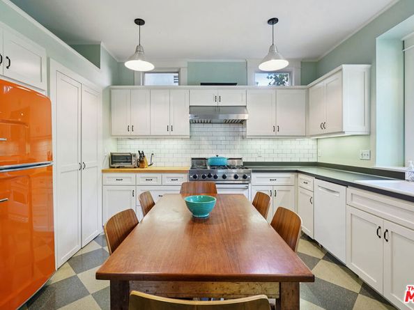 813 Crestmoore Place, Venice CA 90291