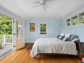 813 Crestmoore Place, Venice CA 90291