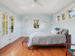 813 Crestmoore Place, Venice CA 90291