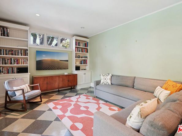 813 Crestmoore Place, Venice CA 90291