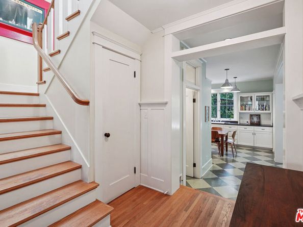 813 Crestmoore Place, Venice CA 90291