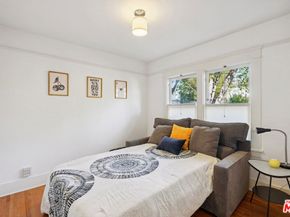 813 Crestmoore Place, Venice CA 90291