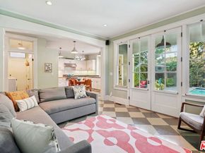 813 Crestmoore Place, Venice CA 90291