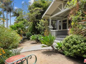 813 Crestmoore Place, Venice CA 90291