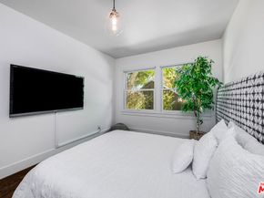 4838 Coldwater Canyon Avenue, Sherman Oaks CA 91423