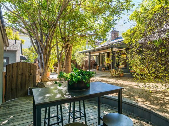 4838 Coldwater Canyon Avenue, Sherman Oaks CA 91423