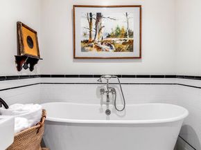 4838 Coldwater Canyon Avenue, Sherman Oaks CA 91423