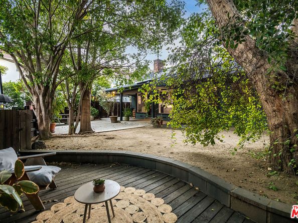 4838 Coldwater Canyon Avenue, Sherman Oaks CA 91423