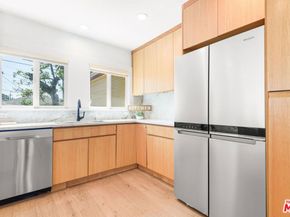 1107 S St Andrews Place, Los Angeles CA 90019