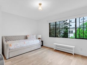 202 San Vicente Boulevard 15, Santa Monica CA 90402