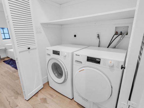 202 San Vicente Boulevard 15, Santa Monica CA 90402